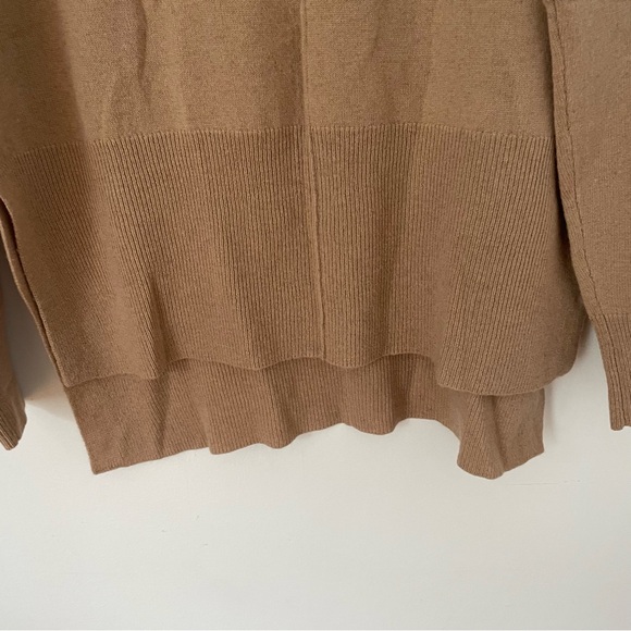 NWOT Gentle Herd cashmere and wool moc neck sweater in tan size M - Picture 5 of 10